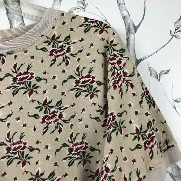 Vintage 90s L.L. Bean boxy floral cream tee - Picture 5 of 7